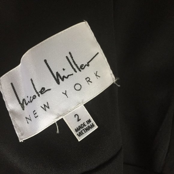 NICOLE MILLER LACE SHEER HEM GOWN Size 2 - Picture 8 of 16